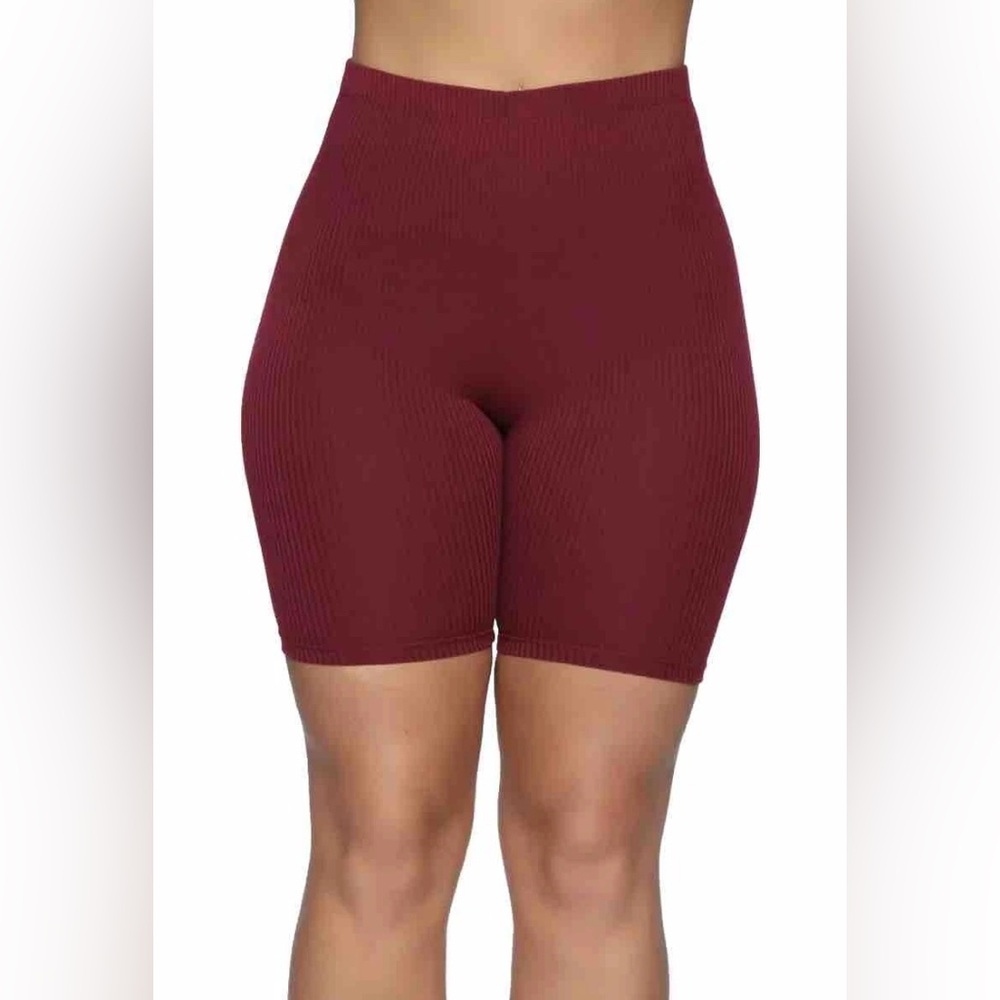 Bozzolo-Gotta Have It Biker Shorts-Women’s Size: Small- Color: Wine- NEW!!